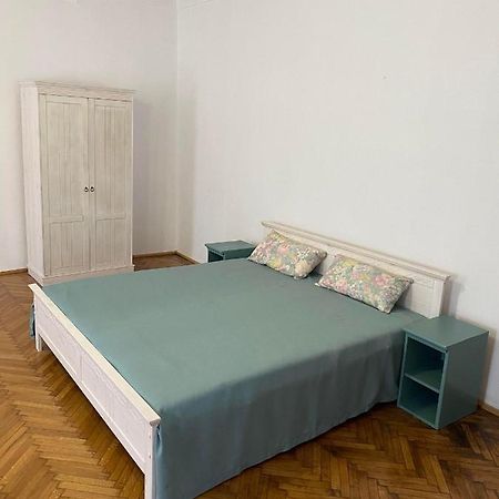 Apartament Istoric Ultracentral - With Parking Hermannstadt Exterior foto