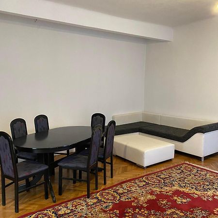 Apartament Istoric Ultracentral - With Parking Hermannstadt Exterior foto