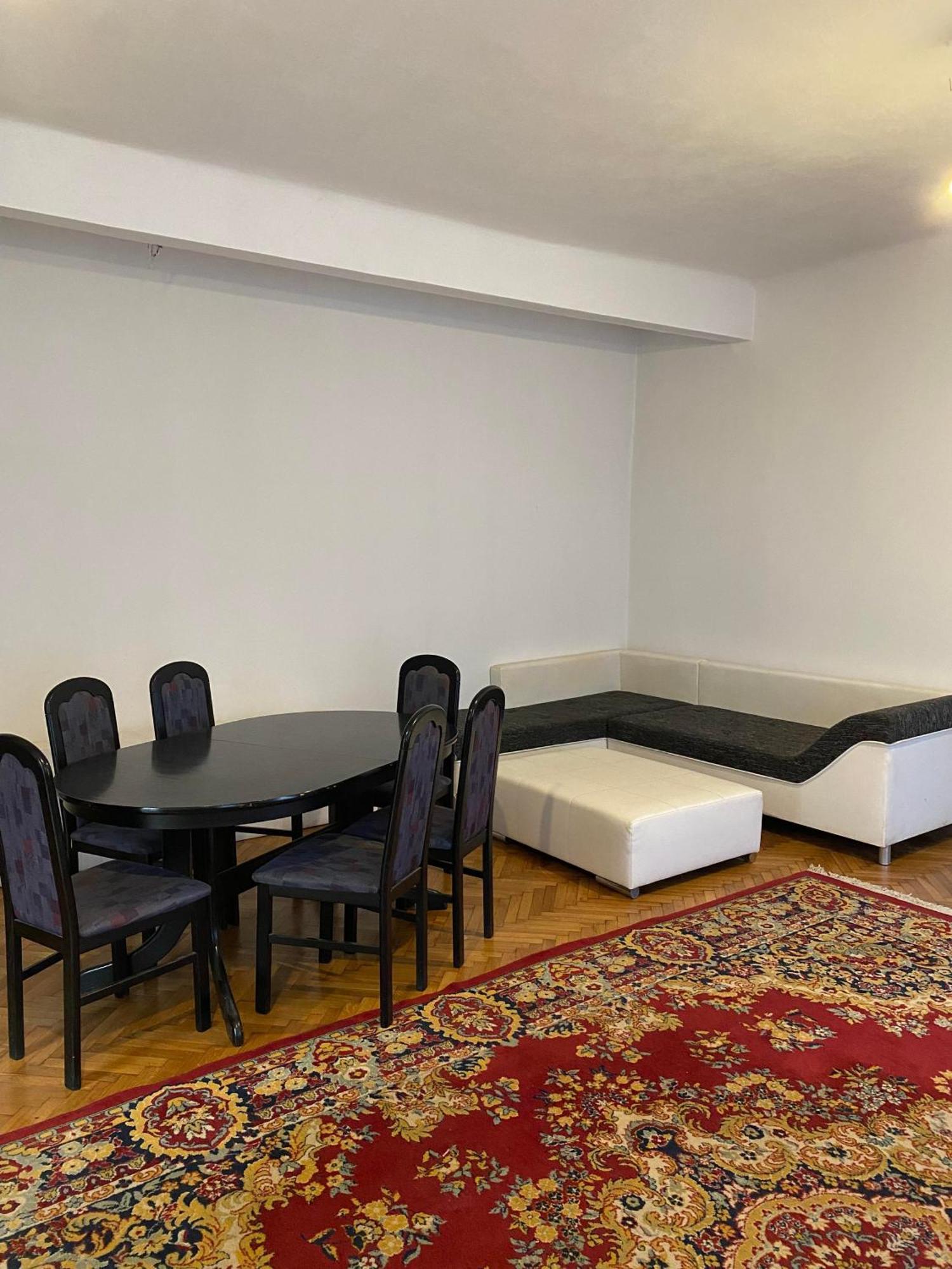 Apartament Istoric Ultracentral - With Parking Hermannstadt Exterior foto